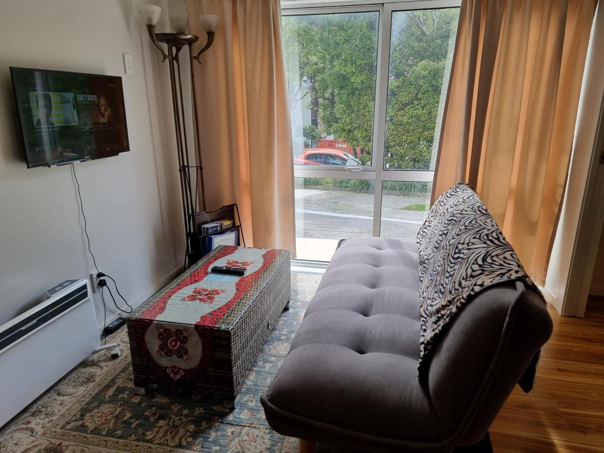 Entire Ground Floor With Full-Privacy And Family-Friendly Popular To Ferry Catchers ويلينغتون المظهر الخارجي الصورة